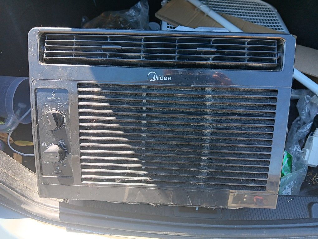 Air Conditioner