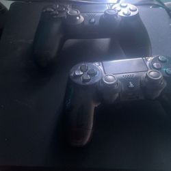 ps4 (w/ 2 Controllers and 32 Inch Roku Tv) 