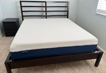 Queen Size Mattress & Bed Frame