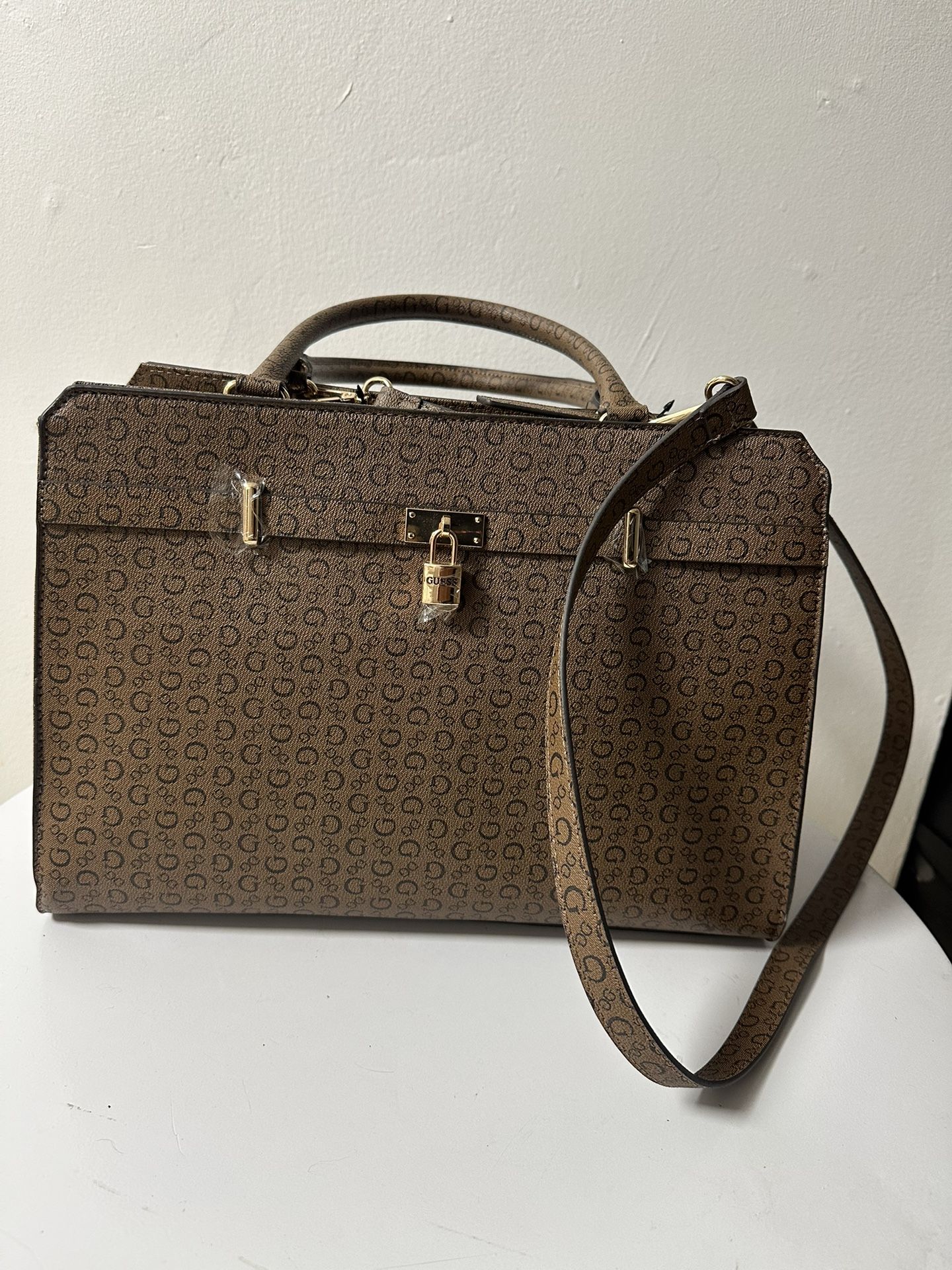 Guess Los Angeles Black Meera Crossbody Satchel Handbag Logo Print 