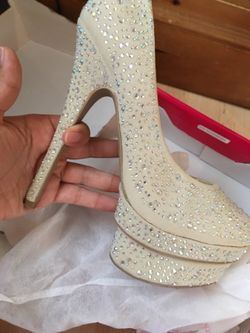 Heels 7 1/2 👠👡👢🌸🌼