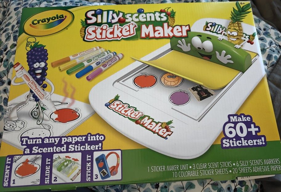 Crayola Silly Scents Sticker Maker, New..Art Project 