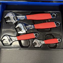 Snap-On 4 piece crescent wrench set 