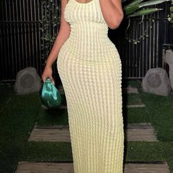 Solid Backless Halter Neck Dress *NEW*