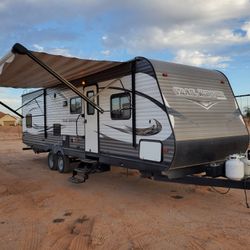 2017 Trail Runner 31 Ft Bunkhouse Trailer With Slide Sleeps 10