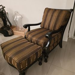 Classic Antique Style Solid Wood Heavy Arm Chair With Ottoman 