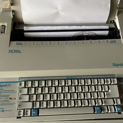 Royal Signet 20 electronic typewriter