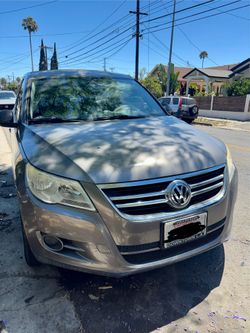 2010 Volkswagen Tiguan