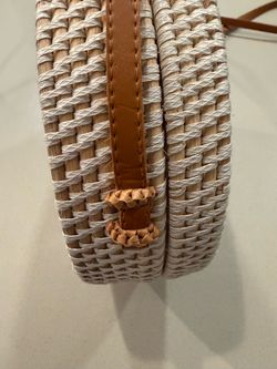 Round Woven Straw Crossbody Bag