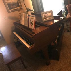 Kawai Grand Piano KG-2C