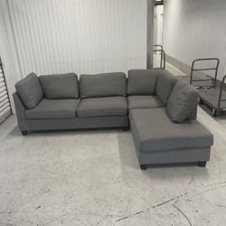 Comfy Gray Sectional Couch