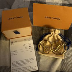 Authentic LV Louise Hoops for Sale in Hartford, CT - OfferUp