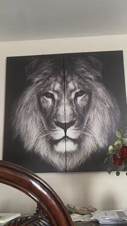 large black & white lion canvas wall art