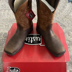 Justin Pull On Work Boots! BRAND NEW!!!