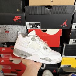 Jordan Oreo 4s size 9 Close To VNDS