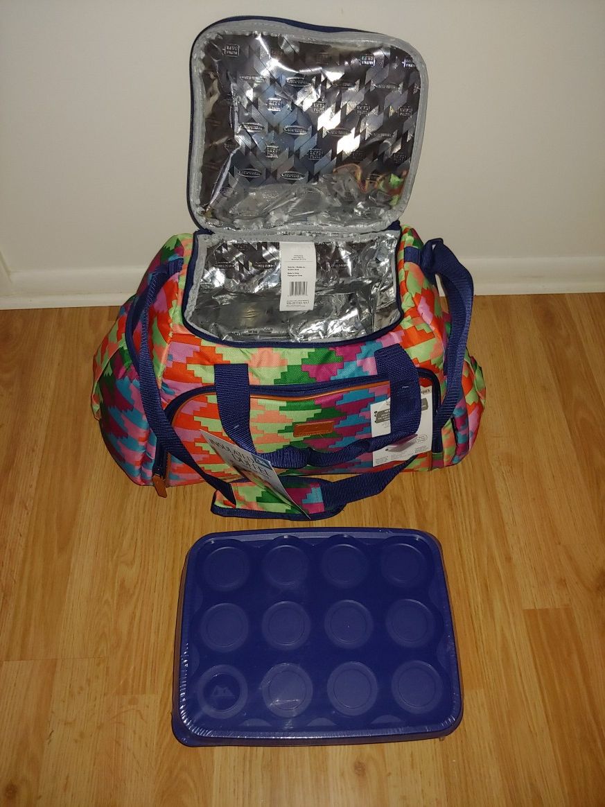 Insulated Beach duffle bag. With plastic containers