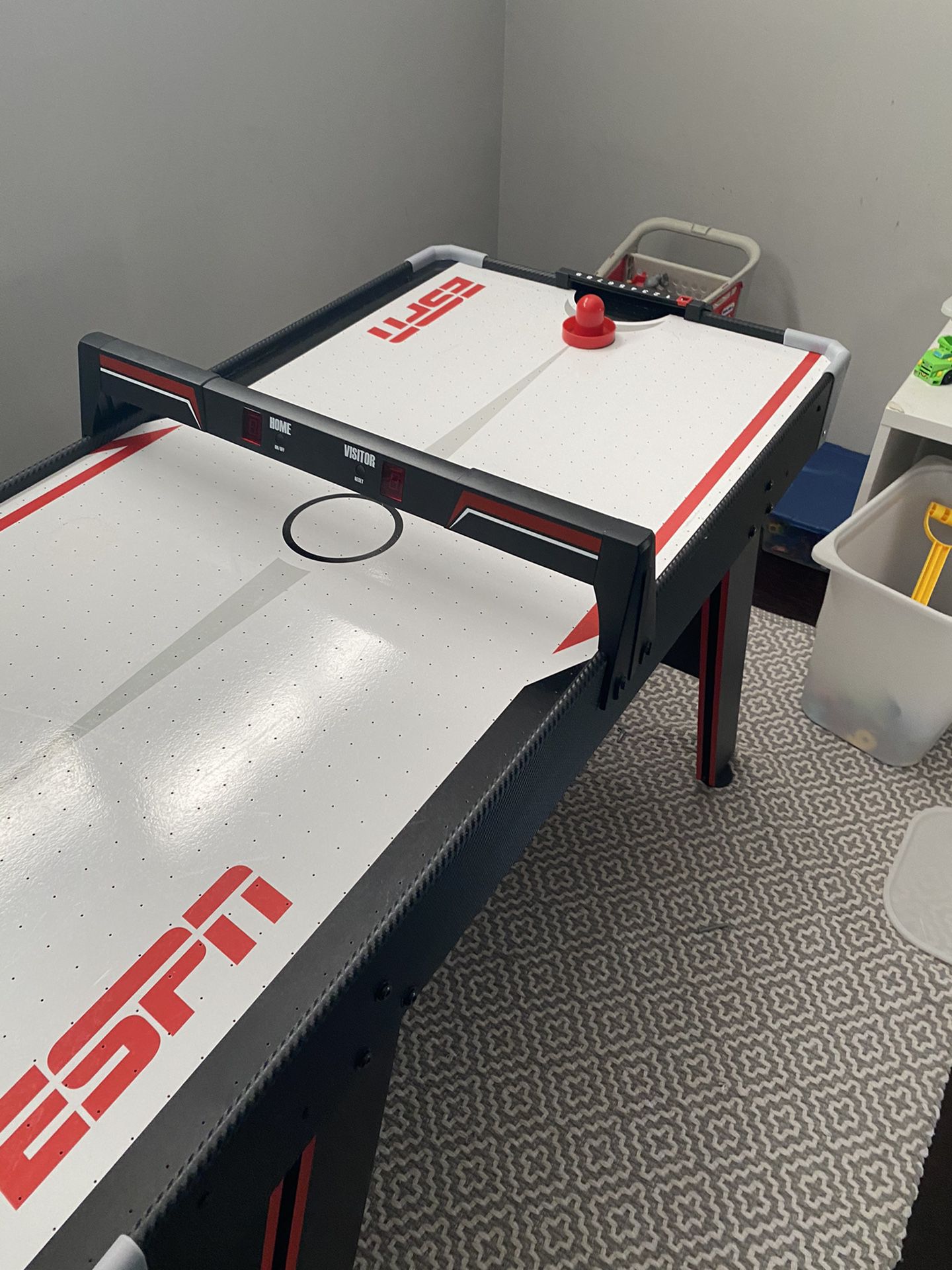 ESPN Air hockey table like new