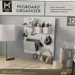 Pegboard Organizer 