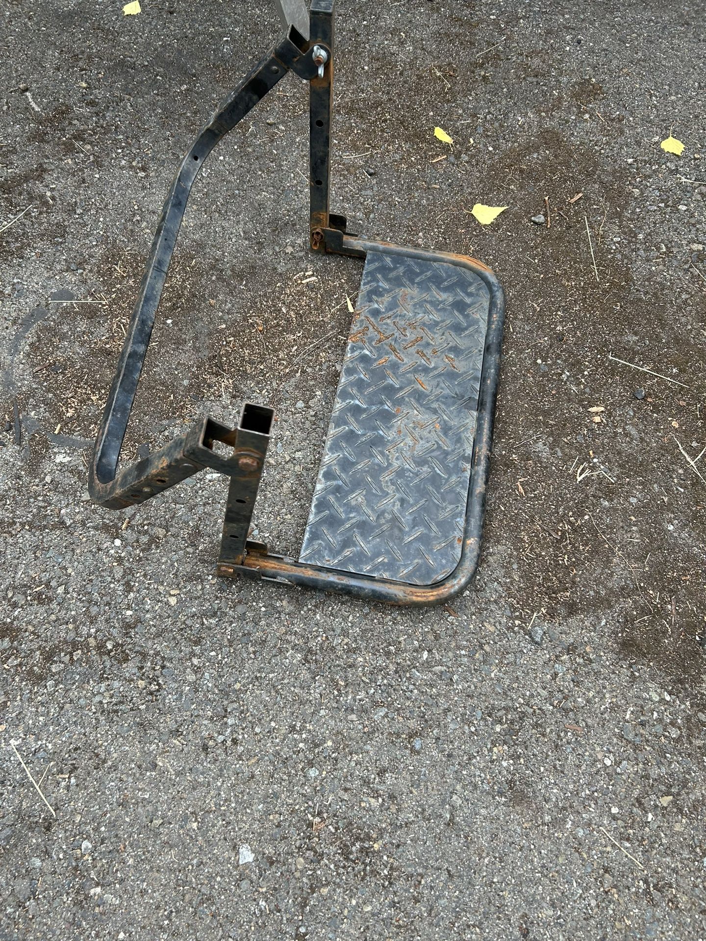 RV/Trailer Step Folding