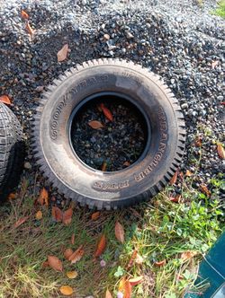 Tire Goodyear Wrangler Rt/s P 265/75r16 - 114 S Full Tread