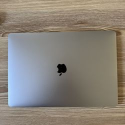 MacBook Pro 15” (2018) – 32GB RAM – Great Condition