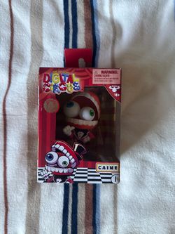 The Amazing Digital Circus Caine Vinyl Figure