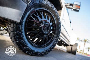 22x8.25 Arena A121 Monarch Glossy Black 11-UP GM DUALLY Wheels 8x210 Set of 6