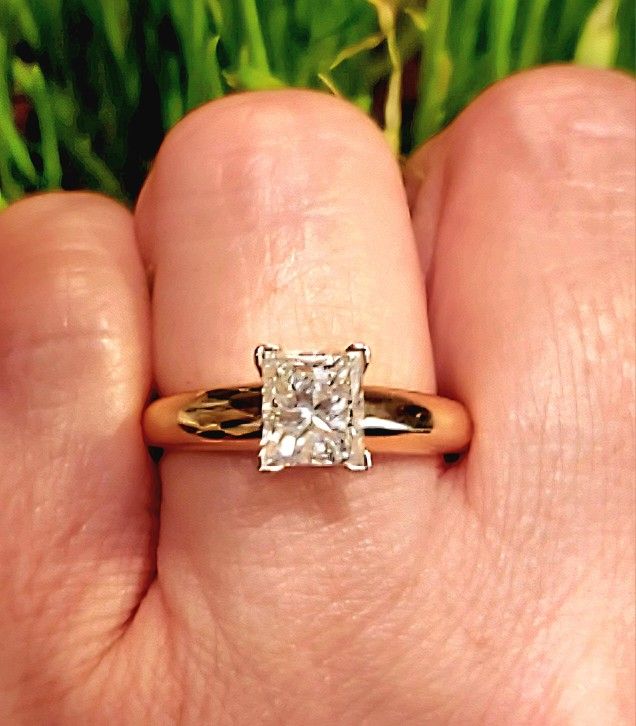 Natural 1.51ct. Diamond Ring