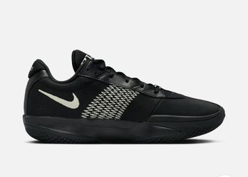 Nike basketball sneakers-New