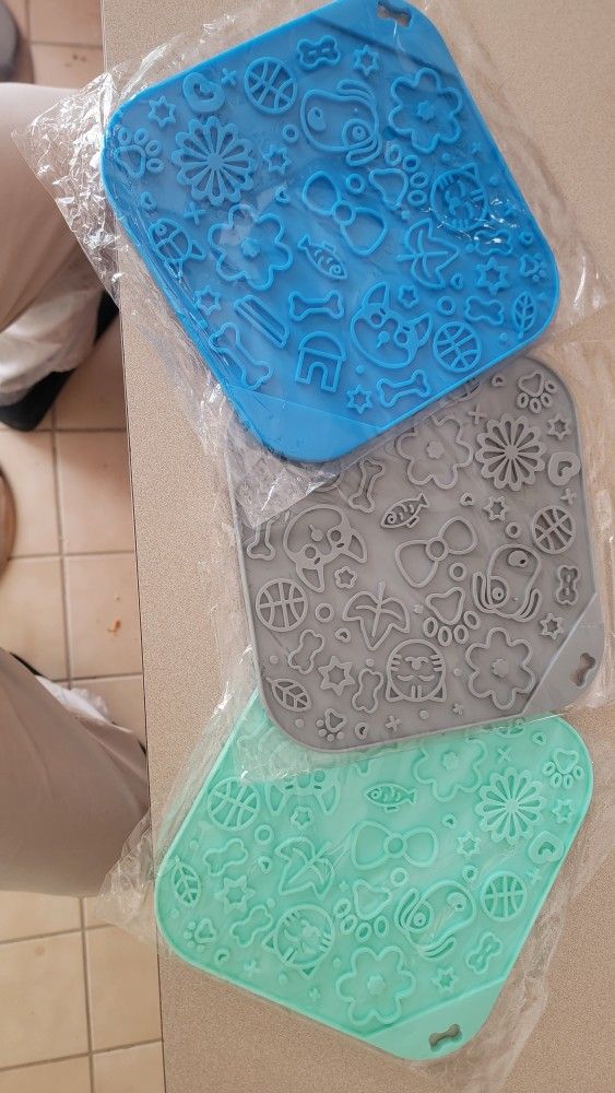 Mat Lick Pads