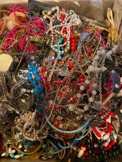 Huge Craft Lot – 18 Pounds of Mixed Religious Fashion Items & Jewelry / Findings