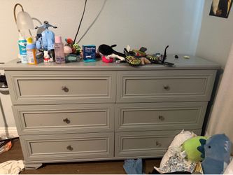 Free dresser