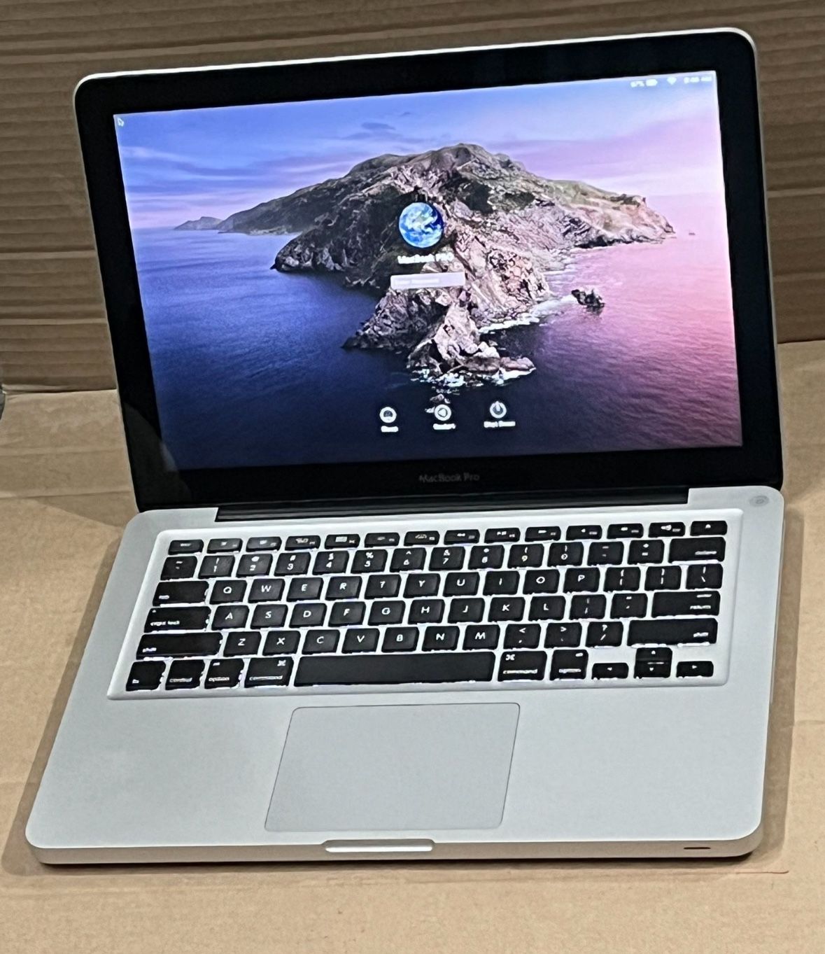Apple MacBook Pro 13” 2012 2.5GHZ 8GB 500GB SSD  New BATTERY Fully Functional
