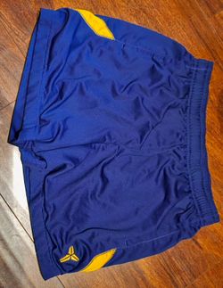 KOBE BLACK MAMBA SHORTS KIDS MEDIUM NIKE VGC $10