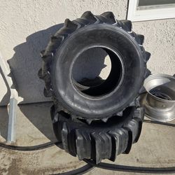 Paddle tires sandrail jeep