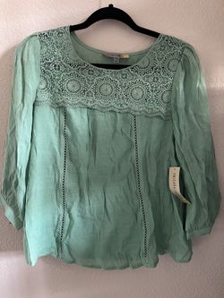 Women’s Blouse