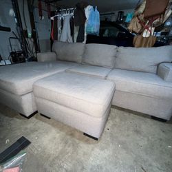 Couch 3 Seat Sectional With Ottoman 