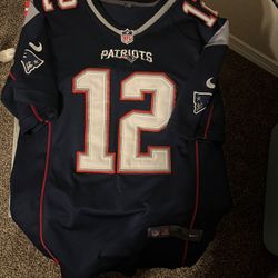 Woman’s Brady Jersey 