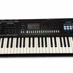 Roland JUNO-D6 61-Key Synthesizer Keyboard — Excellent Condition
