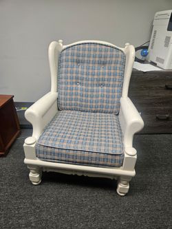 Vintage white chair