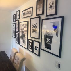 ✨ Gallery Wall Art Set – Modern Black & White (Full Set) ✨  Selling a complete gallery wall set with matching frames and modern black & white artwork.