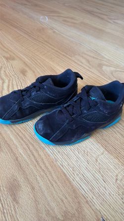 Nike shoes boy