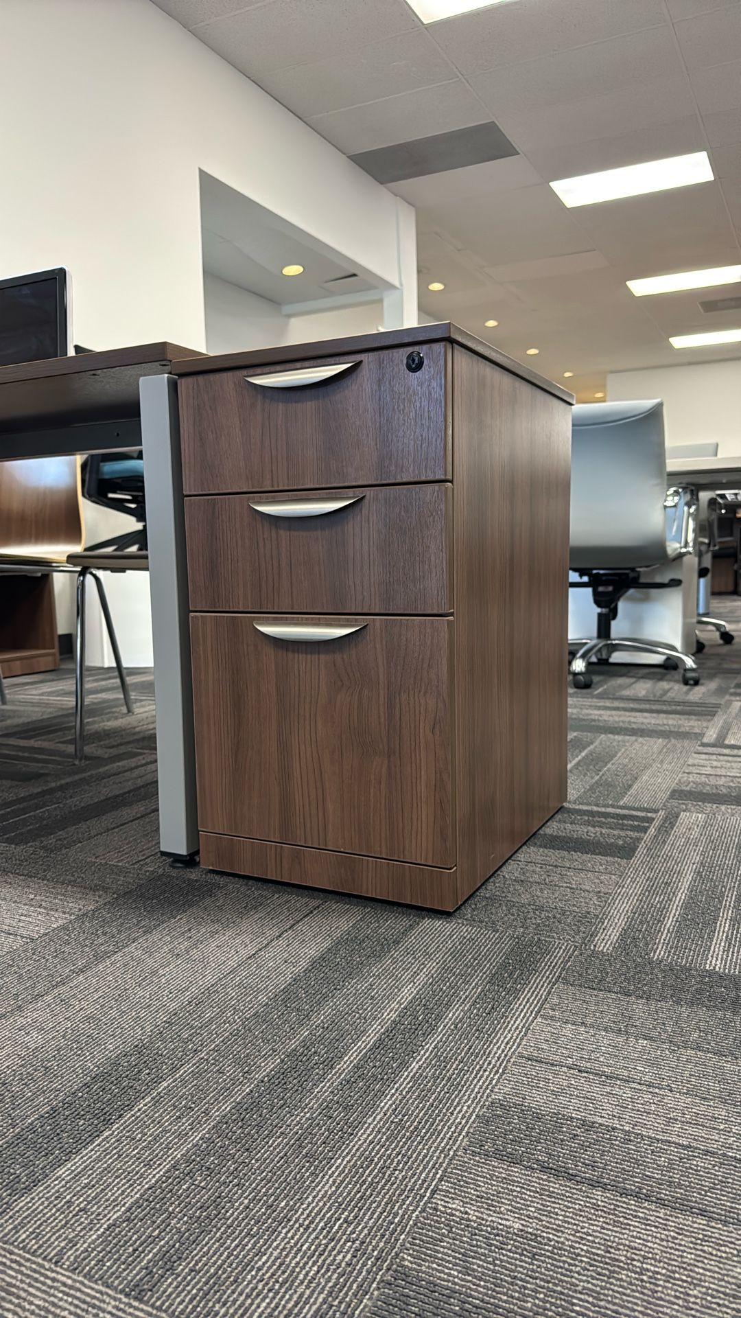 File Cabinet | Mobile