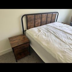 Queen Size Bedroom Set With Mattress
