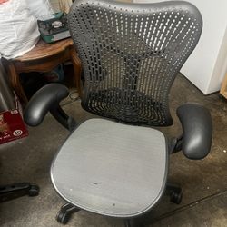 Herman Miller Mirra Office Chair 
