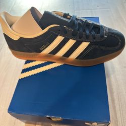 Brand New Adidas Gazelle Indigo Size 9M