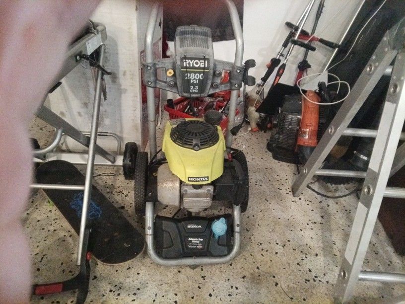 RYOBI Honda Pressure Washer 2800 PSI 2.3 GPM