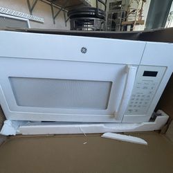GE Microwave under Cabinet 