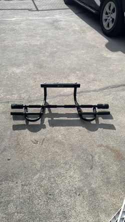 Pull up bar