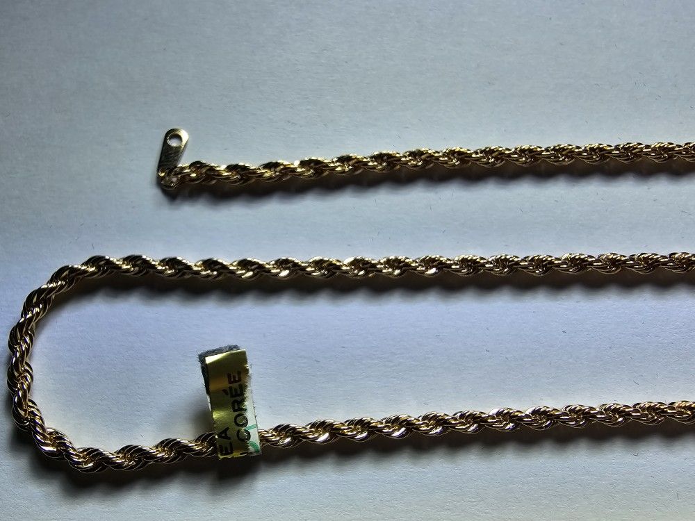 18 Inch Gold Plated Necklace With Matching 7 Inch Bracelet